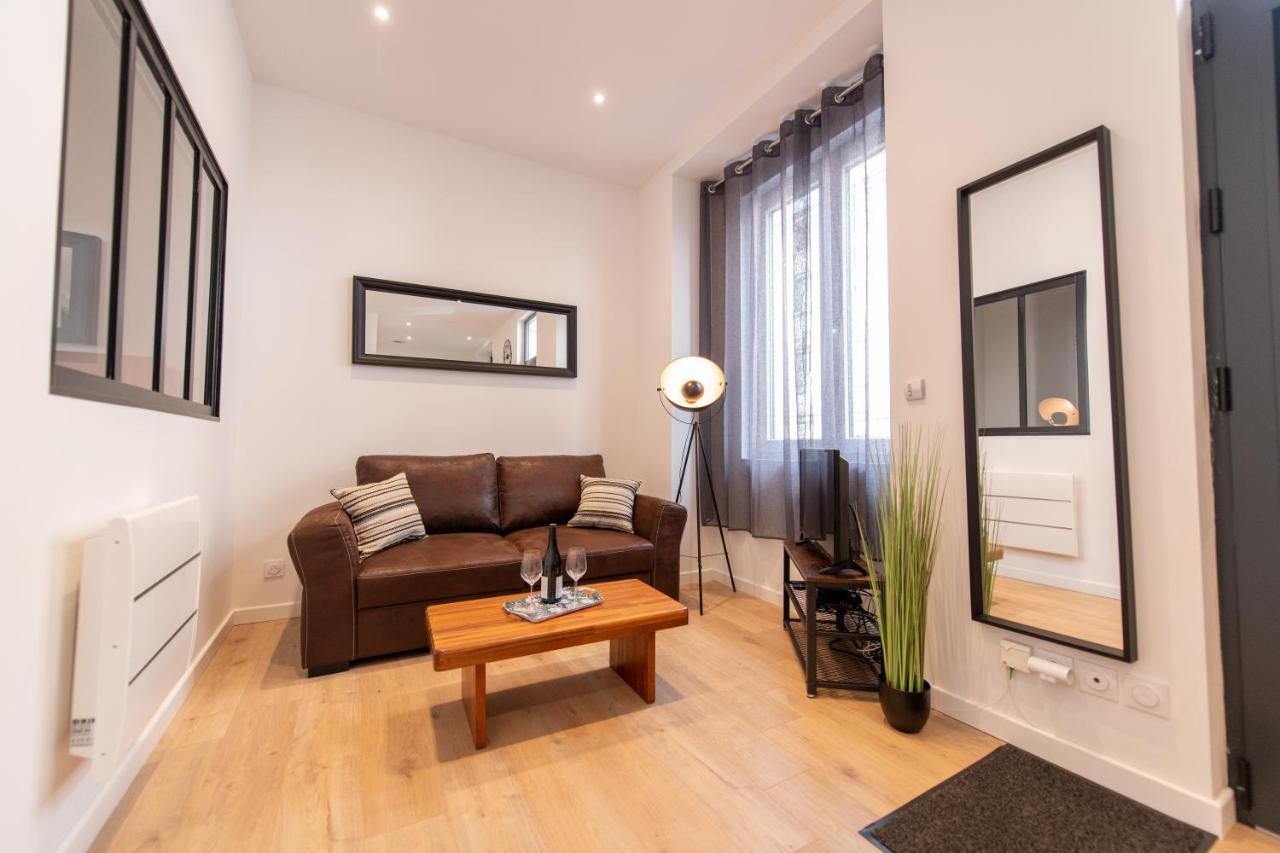 Kasa Loft Centre 2 - Wifi Et Tv - Confortable Et Stationnement Gratuit A Proximite Saint-Etienne  Dış mekan fotoğraf