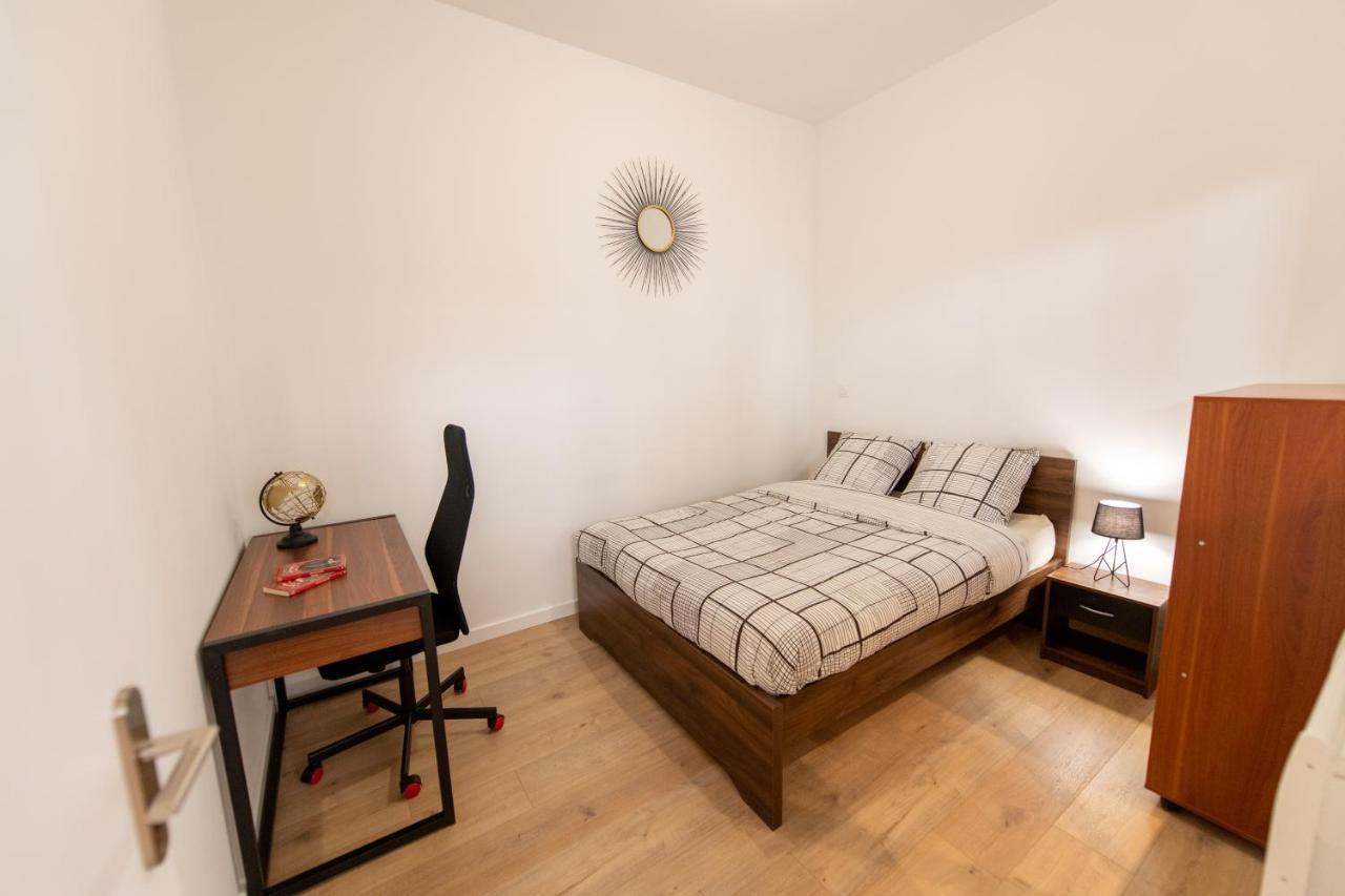Kasa Loft Centre 2 - Wifi Et Tv - Confortable Et Stationnement Gratuit A Proximite Saint-Etienne  Dış mekan fotoğraf