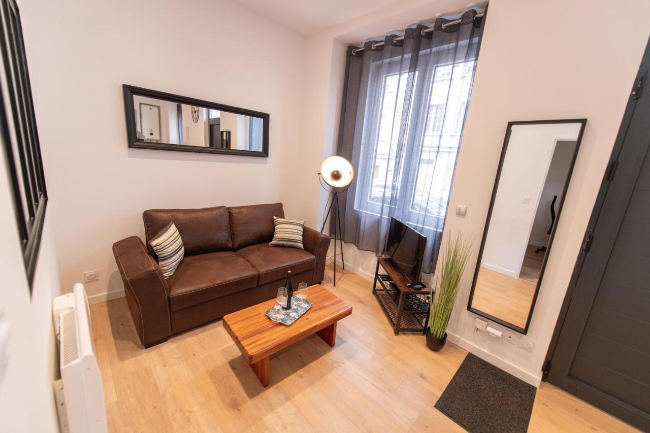 Kasa Loft Centre 2 - Wifi Et Tv - Confortable Et Stationnement Gratuit A Proximite Saint-Etienne  Dış mekan fotoğraf